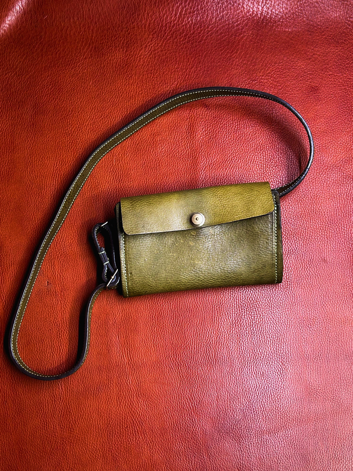 #color_Embossed olive