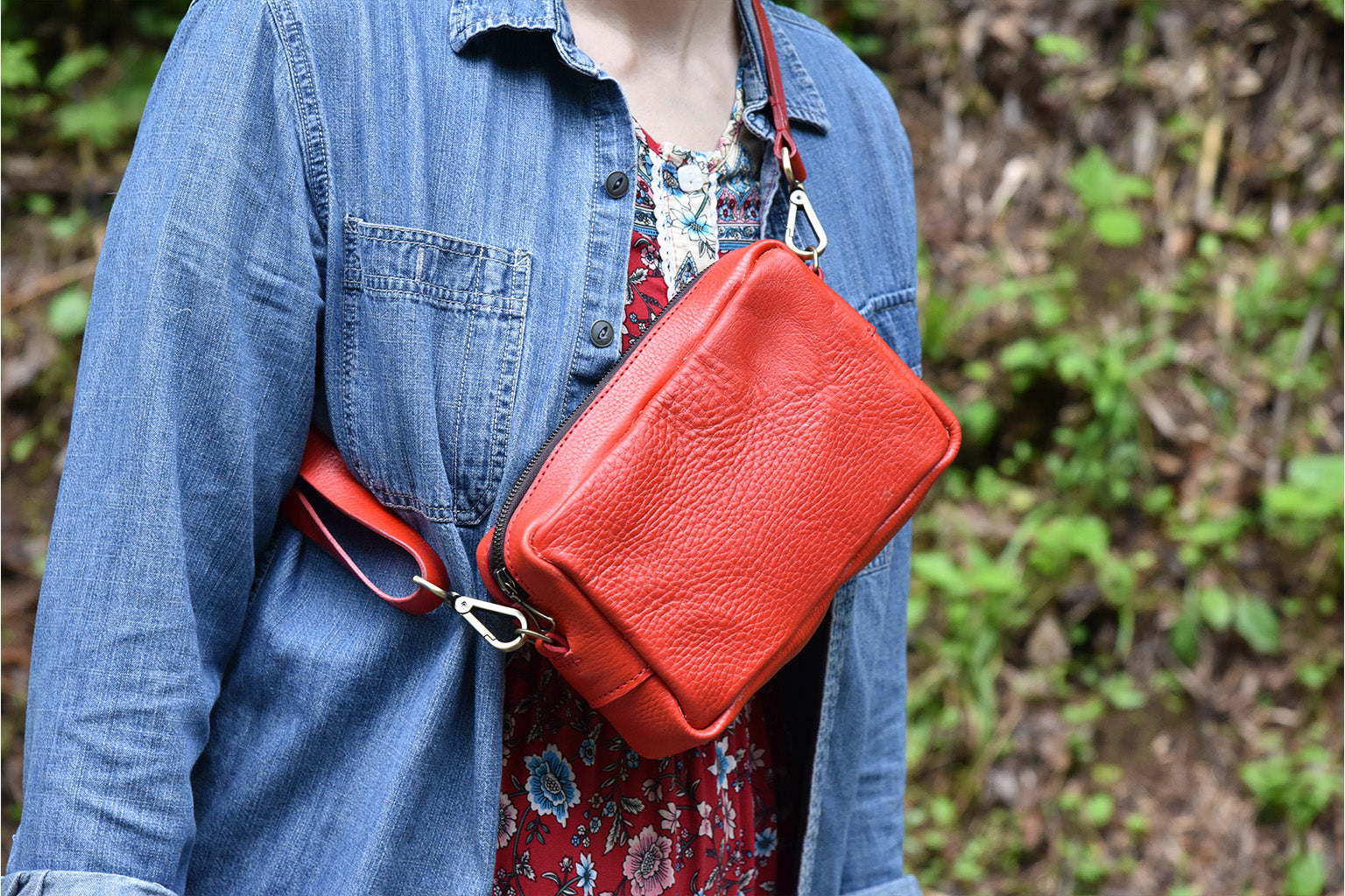 #color_WCEmbossed Red