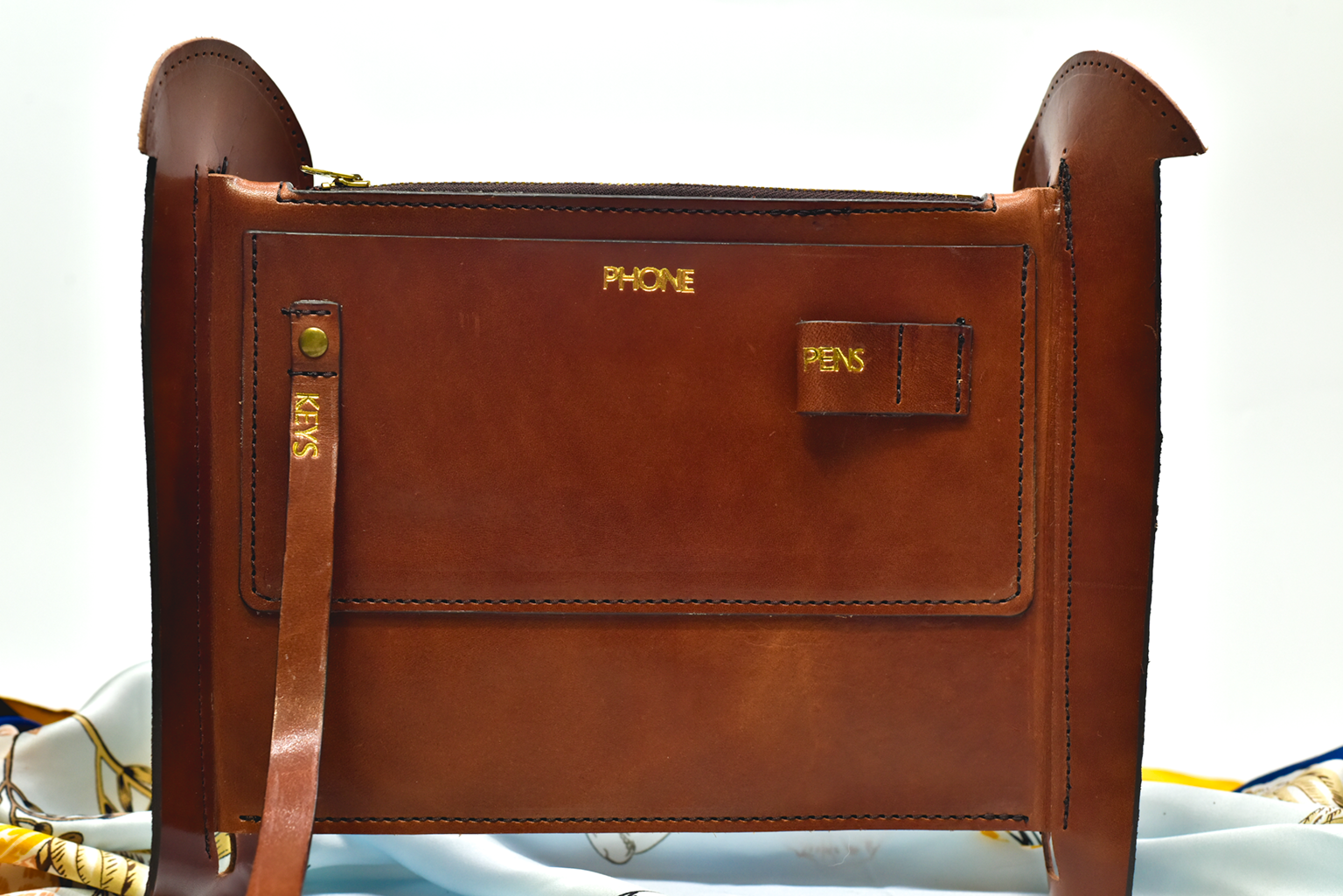 #color_harness med brown