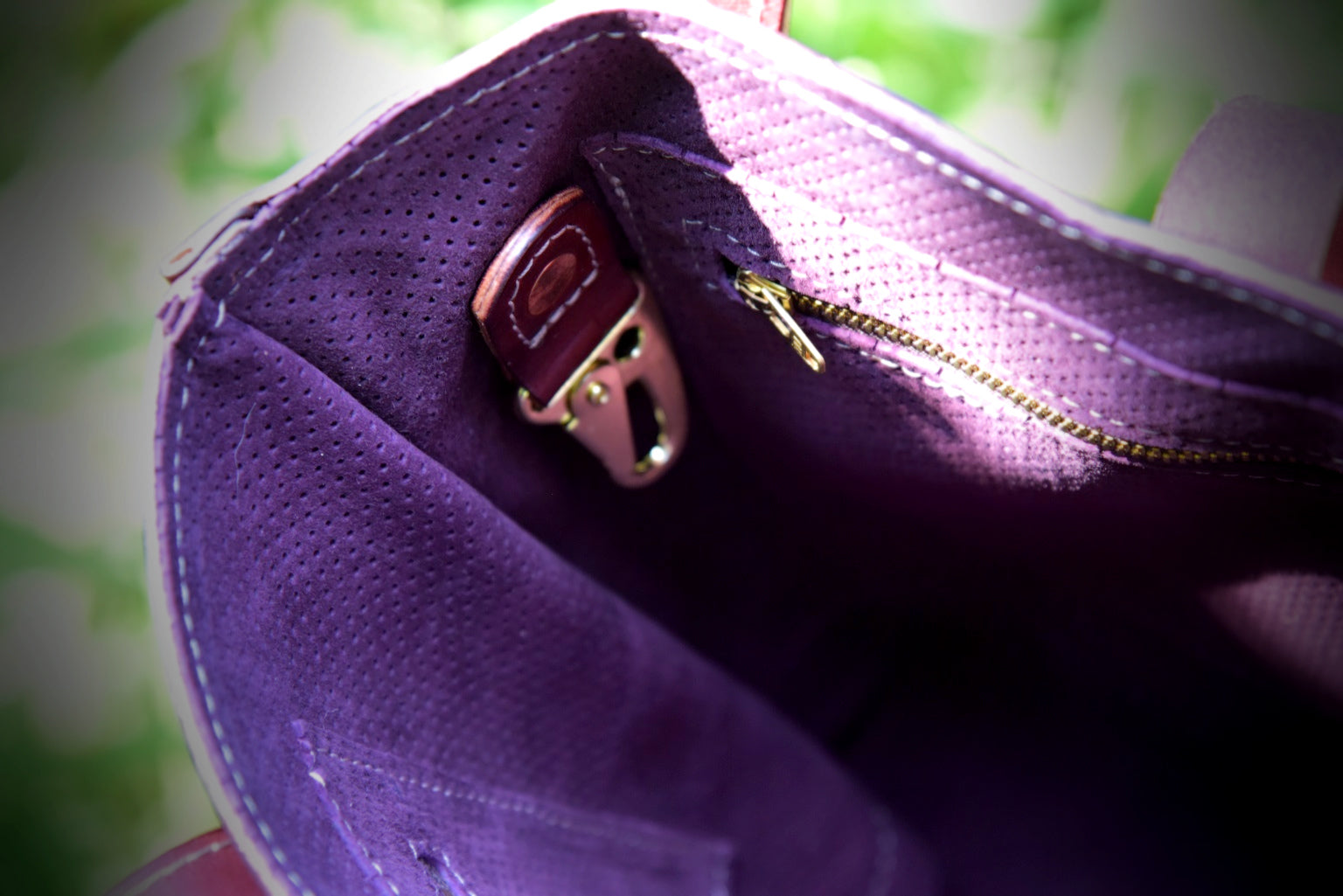 #color_harness burgundy