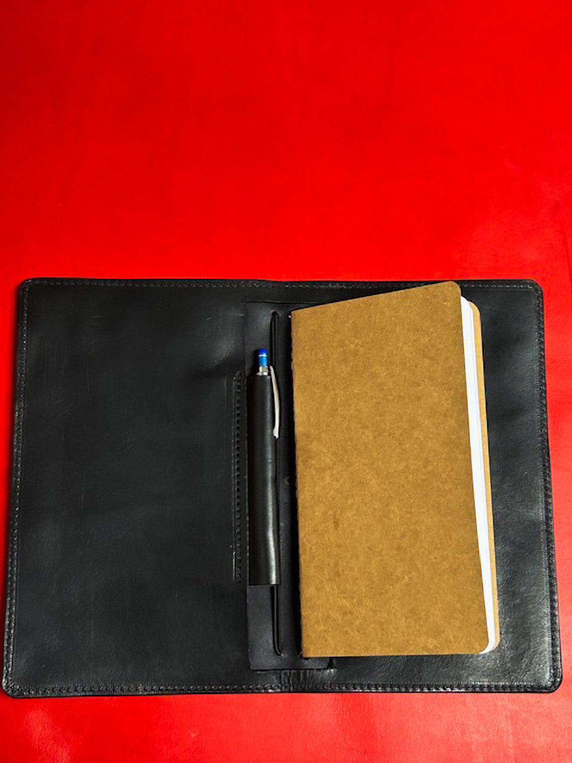 #color_harness black