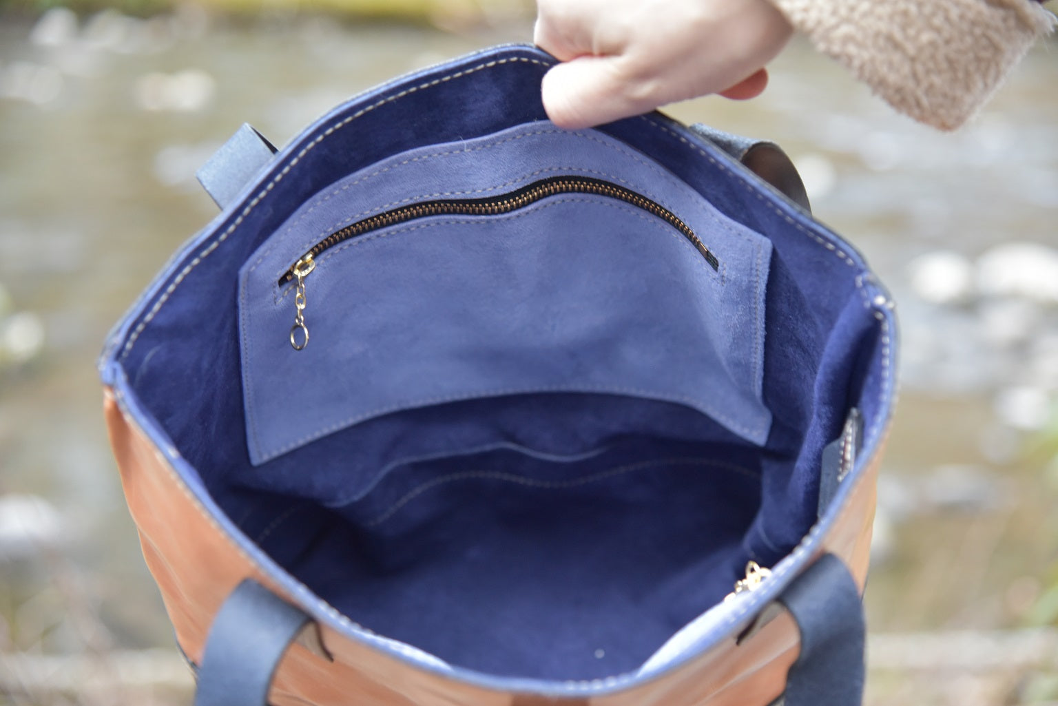 Special Russet Navy Tote